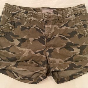 Torrid Military Short Camo Size 16